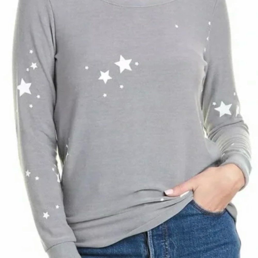 Chaser Grey Star Women's Top
